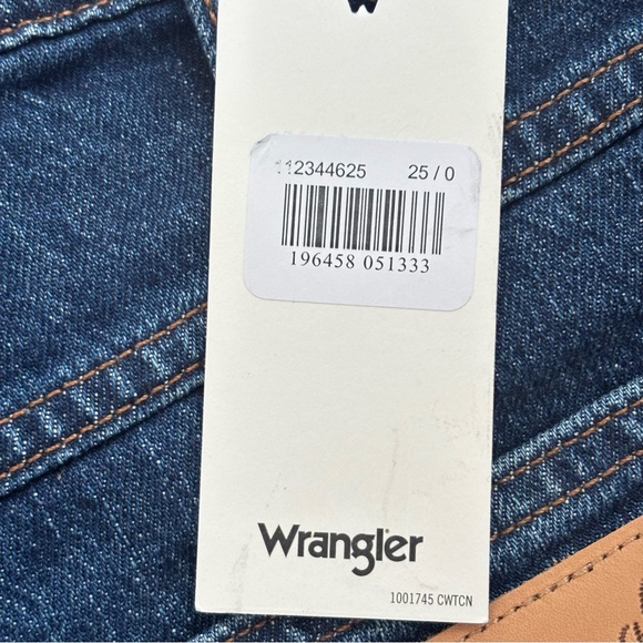 WRANGLER The High Rise Cowboy Short in Blue Size 25 - Picture 11 of 12